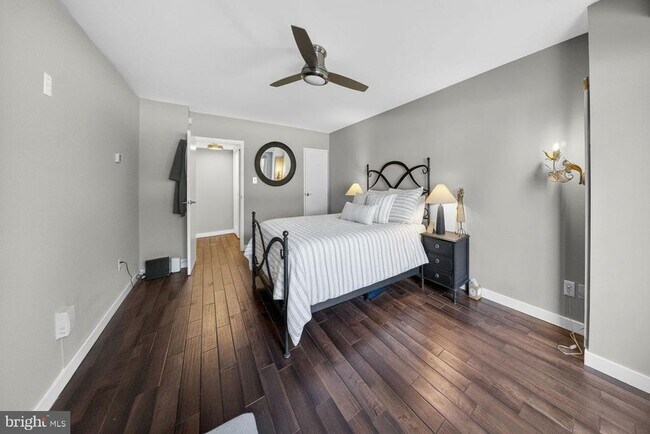 Building Photo - 4201 Cathedral Ave NW