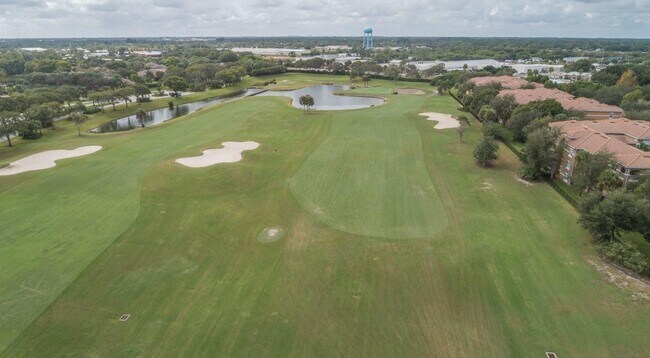 Building Photo - 5080 Fairways Cir