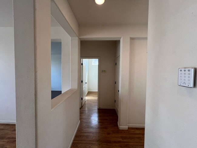Building Photo - 2553 Acapulco Way