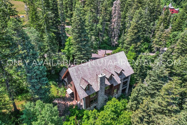 Building Photo - 2718 Stewart Rd