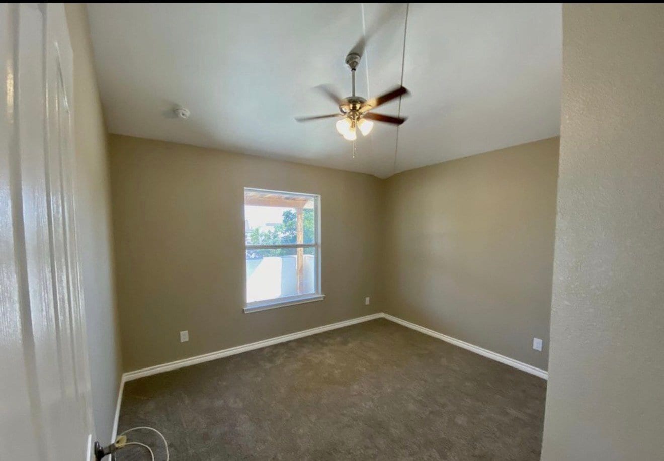 Building Photo - 753 Desert Star Dr