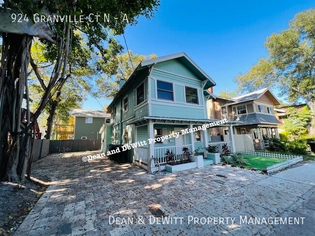 Building Photo - 924 Granville Ct N