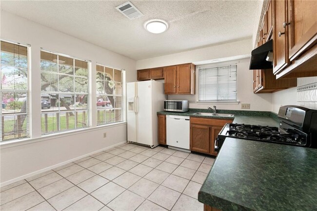 Building Photo - 4401 Molokai Dr