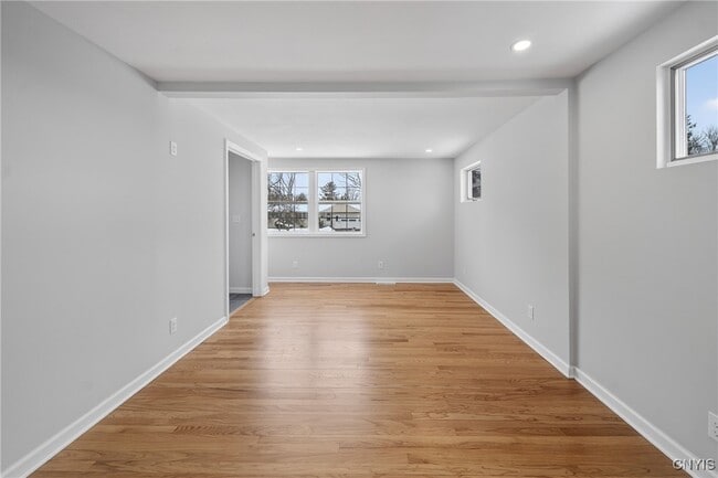 Building Photo - 101 Augusta Dr