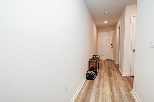 Building Photo - 3102 Heritage Plantation Blvd