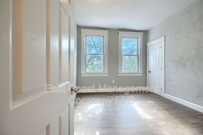 Building Photo - 2800 Harford Rd