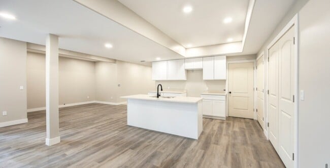 Building Photo - 11202 S Sharons Ln