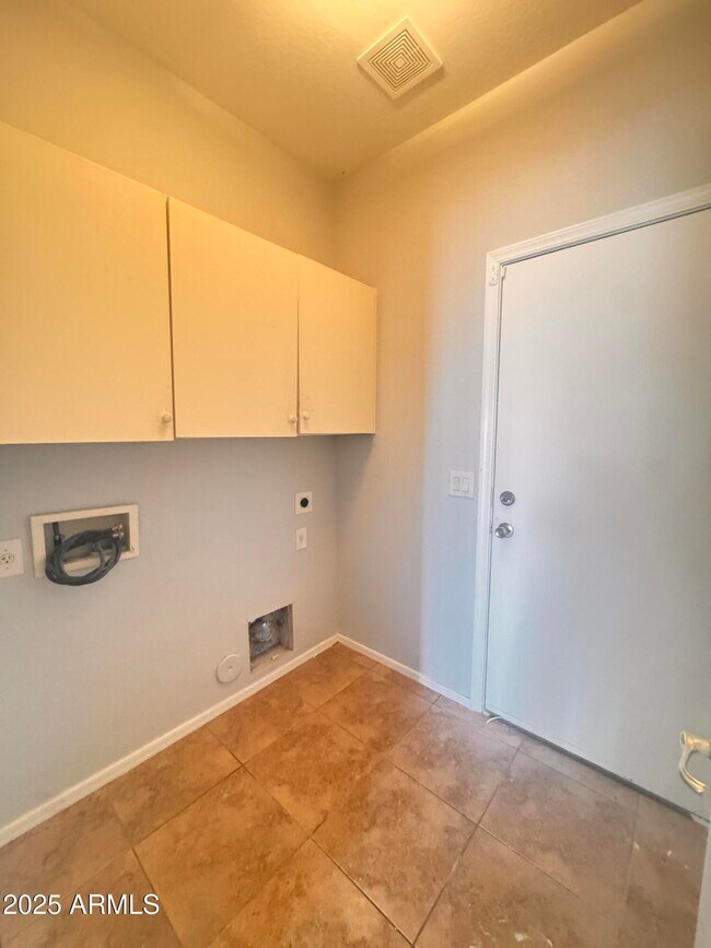Building Photo - 6602 S 57th Ave