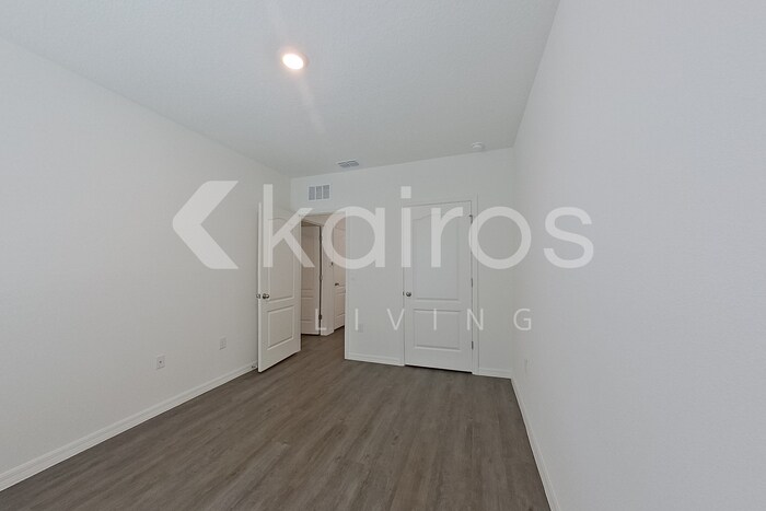 Building Photo - 32020 Katelin Cir