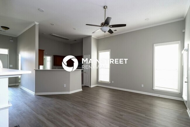 Building Photo - 3 Bedroom Pet-Friendly Home in CORDOVA, TN with Main Street Renewal