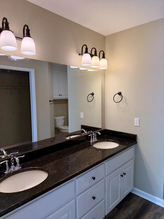 Building Photo - 118 Jasmine Cir