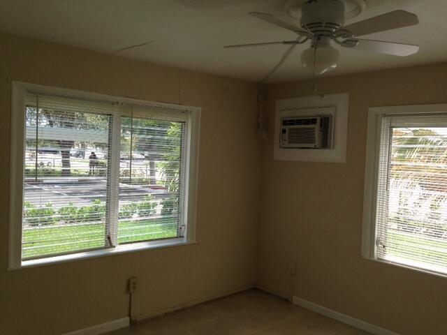 Building Photo - 2233 Madison St