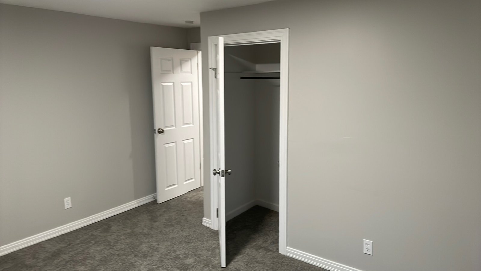 Building Photo - 3119 Pioneer Ave