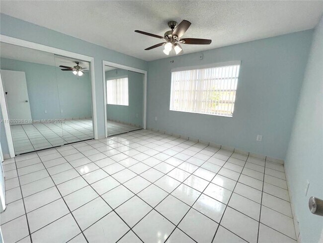Building Photo - 1 bedroom in North Miami FL 33160