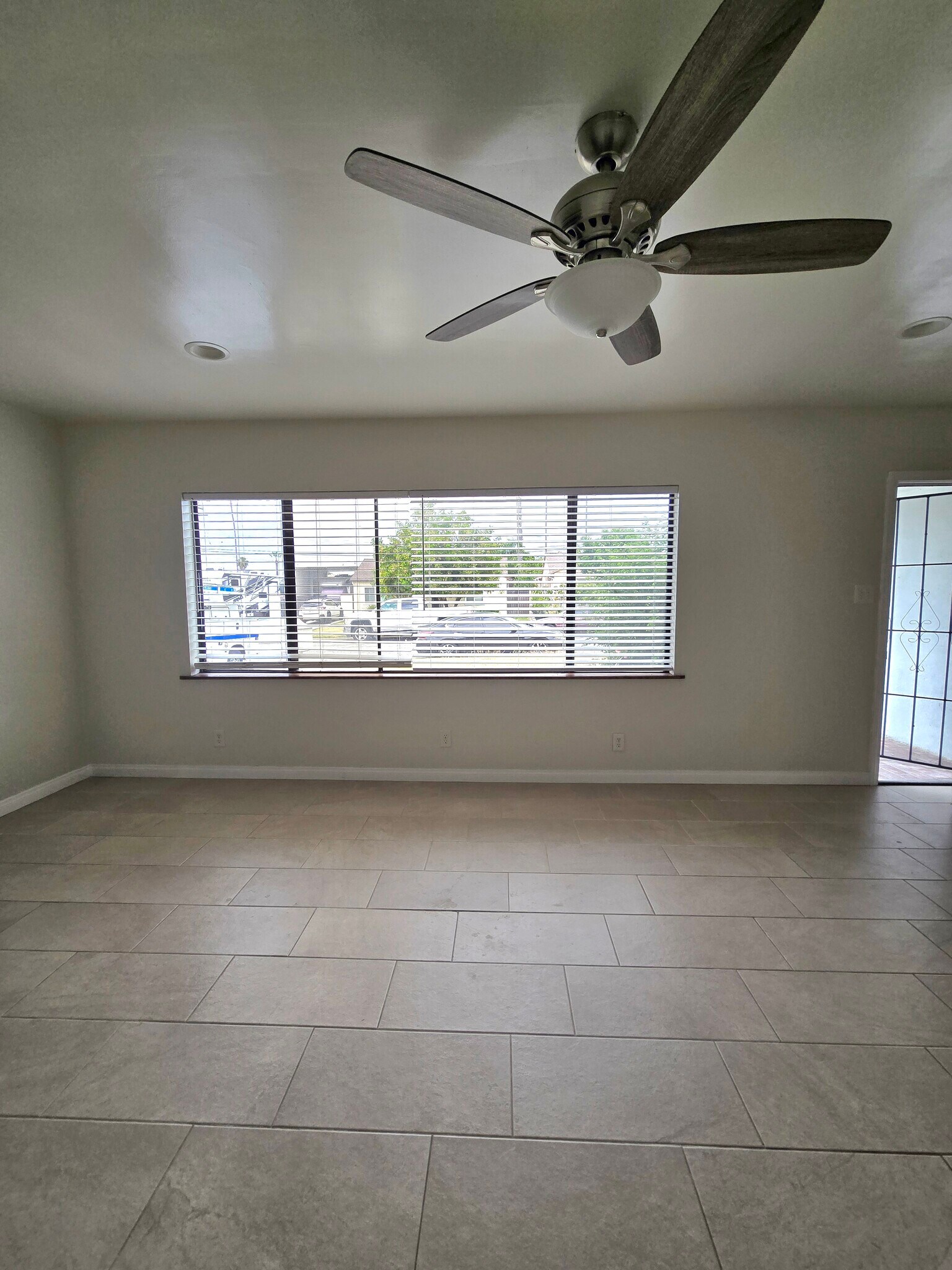 Living Room Winow - 14510 Placid Dr