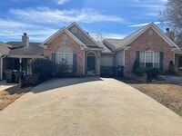 Building Photo - For Rent