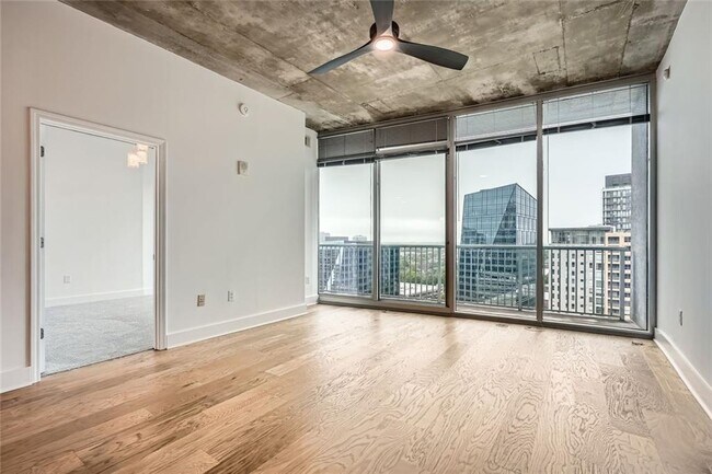 Building Photo - 950 W Peachtree St NW