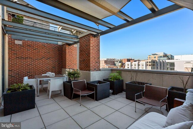 Building Photo - 2125 14th St NW