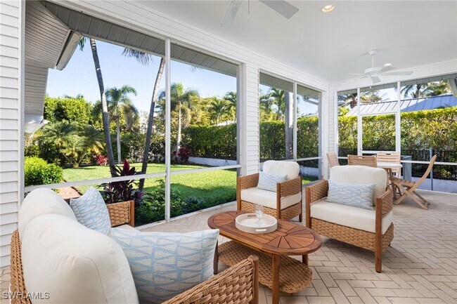 Building Photo - 155 1st Ave S