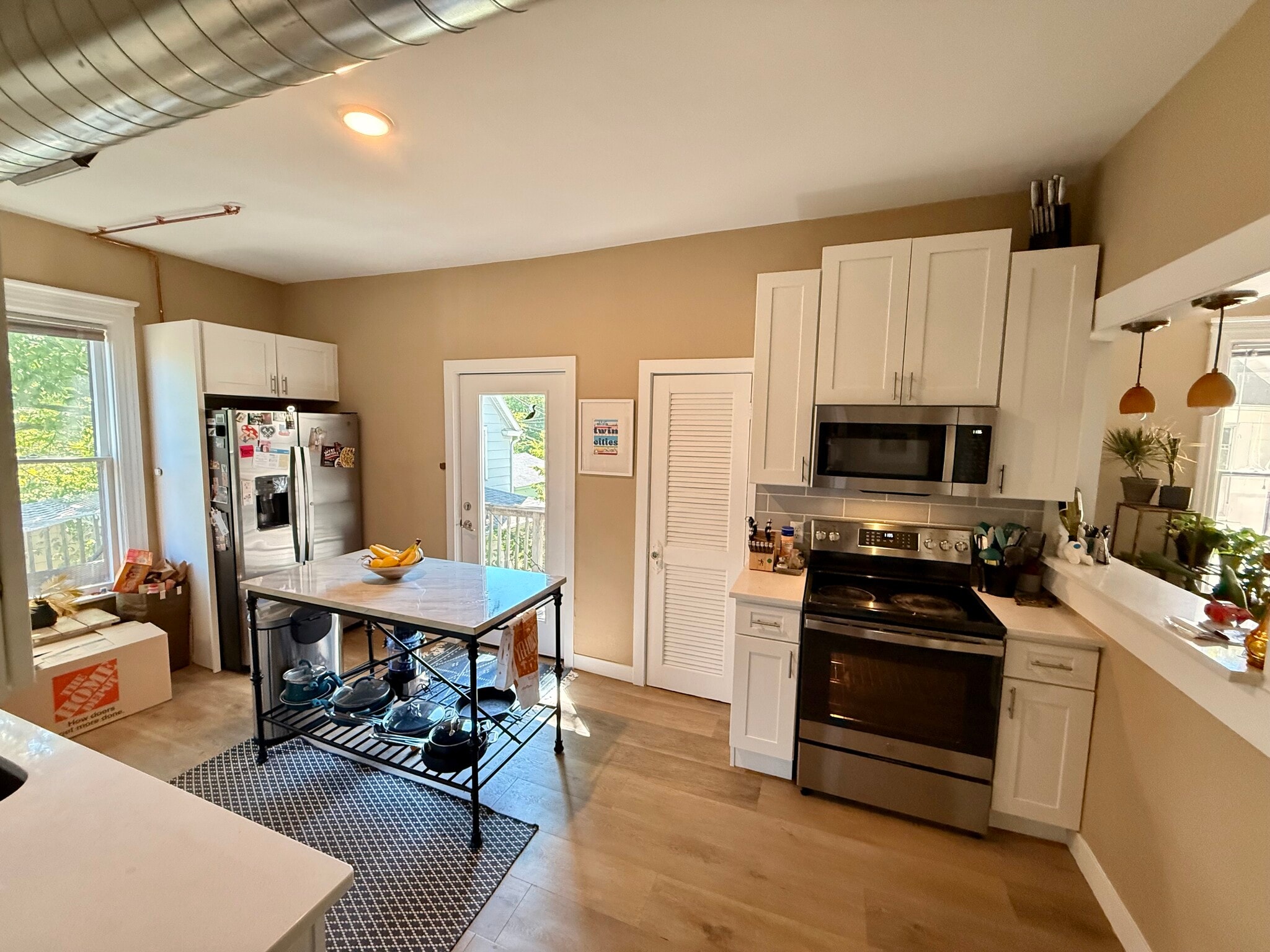 Kitchen - 1327 Jefferson St NE