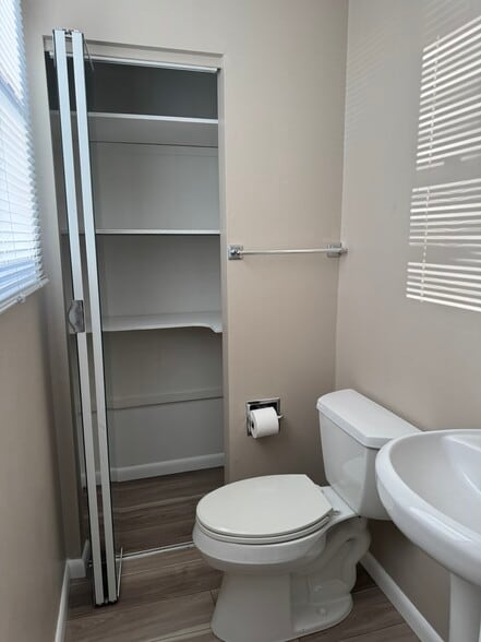 Building Photo - 4305 N Ripley St