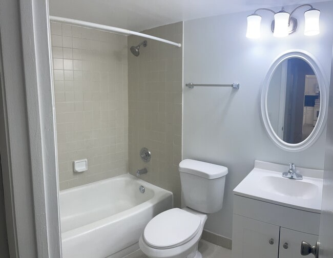 Building Photo - 13065 SW 88th Ter S