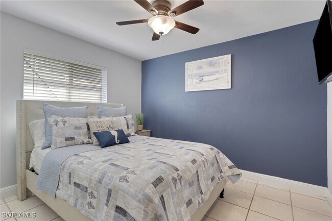 Building Photo - 1324 SW 1st Ave