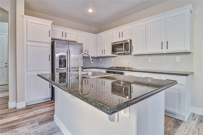 Building Photo - 2387 Brunswick Bay St