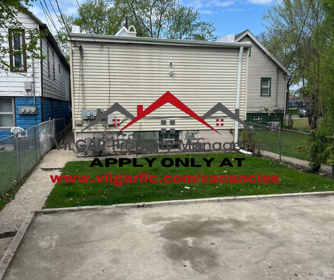 Building Photo - 4831 Melville Ave