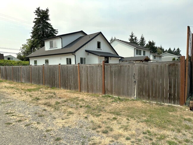 Building Photo - 5201 64th St W