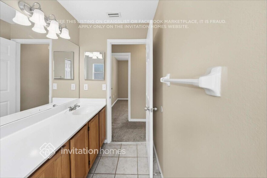 Building Photo - 1609 Prowmore Dr