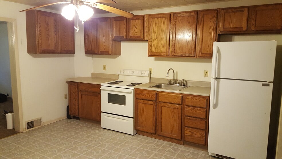 Building Photo - 416 Bessemer Ave