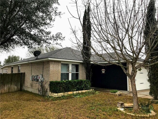 Building Photo - 15117 Bigelow Dr