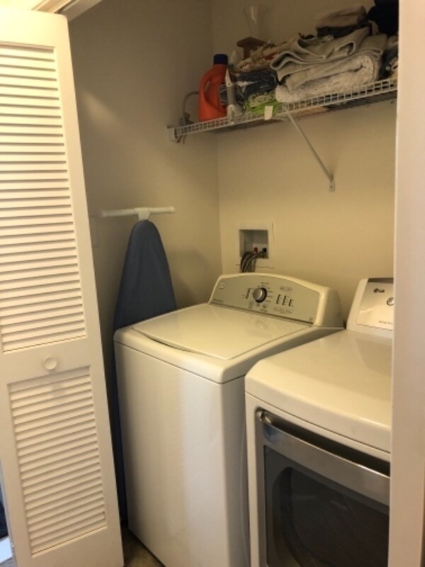 Building Photo - 39 Wallace Rd