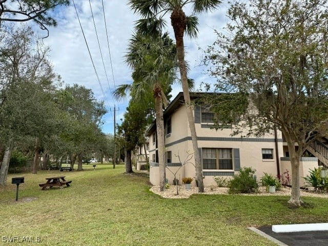 Building Photo - Oaks IV - RR203