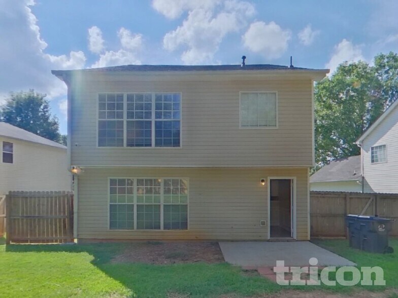 Building Photo - 1132 St Phillips Ct