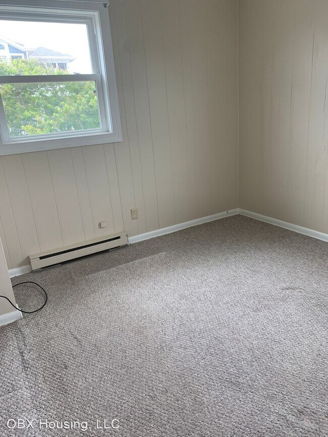 Building Photo - 3 br, 2 bath House - 132 Bayberry Drive