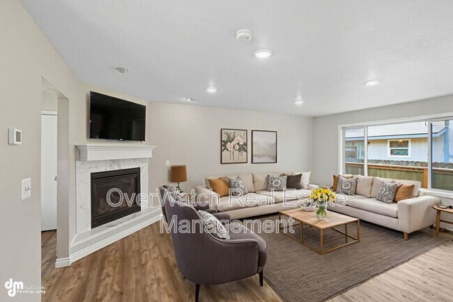 Building Photo - 8609 Augusta Cir