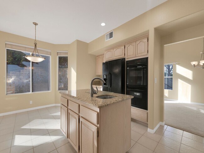 Building Photo - Spacious Newbury Park Rental | Grand Entry, Bonus Room & Covered Patio