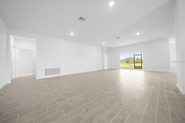 Building Photo - 8885 SW 68th Ter Rd