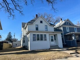 Building Photo - 1604 30th St