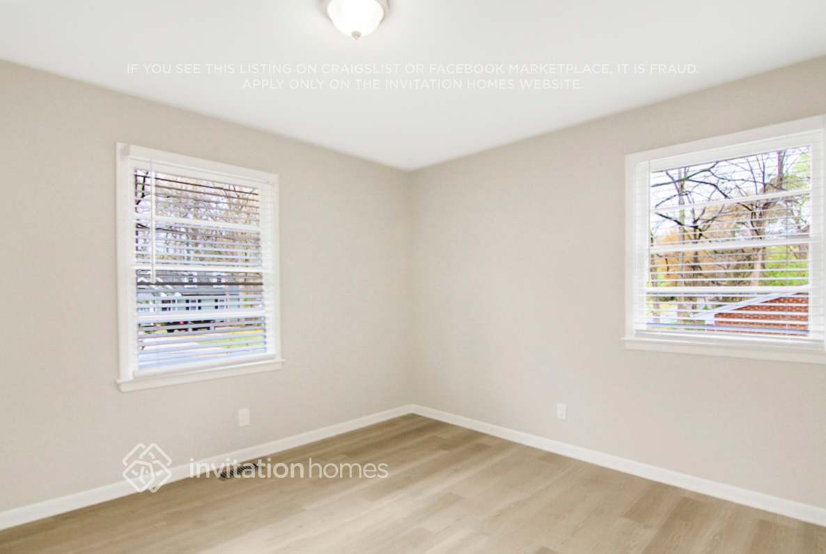 Building Photo - 1700 Woodland Rd