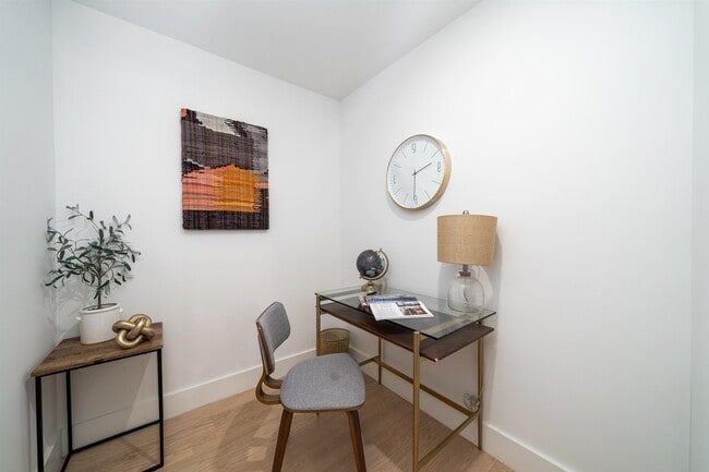 Building Photo - 10 Brinkerhoff St