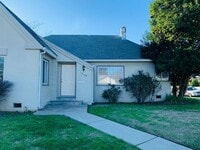 Building Photo - 1330 H St