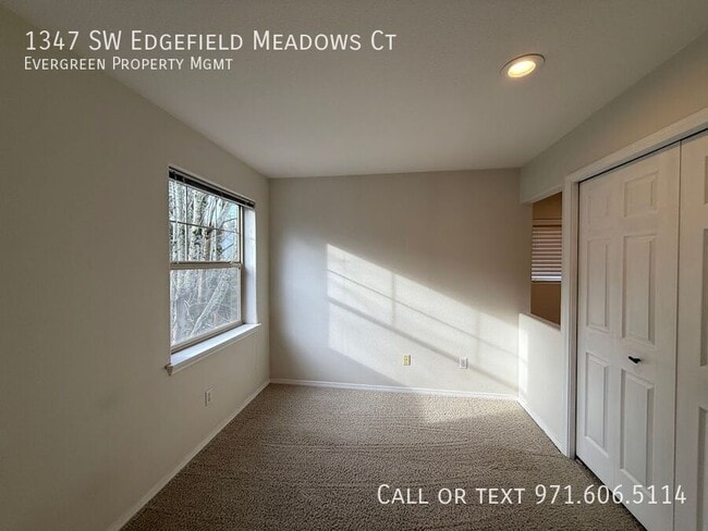 Building Photo - 1347 SW Edgefield Meadows Terrace