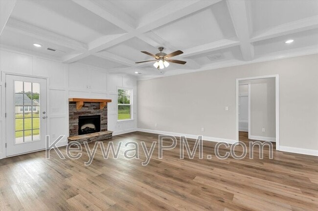 Building Photo - 5995 Big Pond Trl