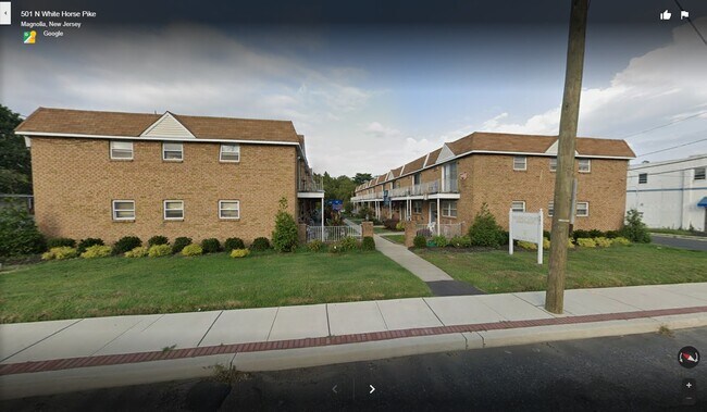 Building Photo - About Regency Court Apartments