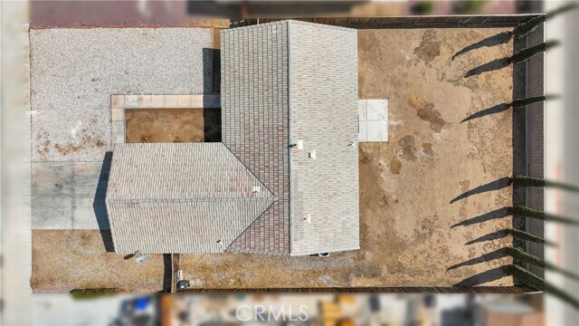 Building Photo - 15368 Ross Dr