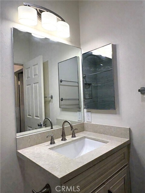 Building Photo - 309 Falcon Creek