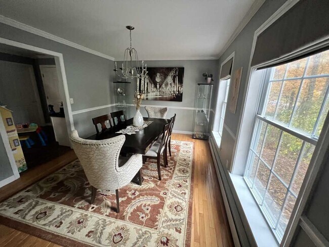 Building Photo - 125 Ridgeview Dr